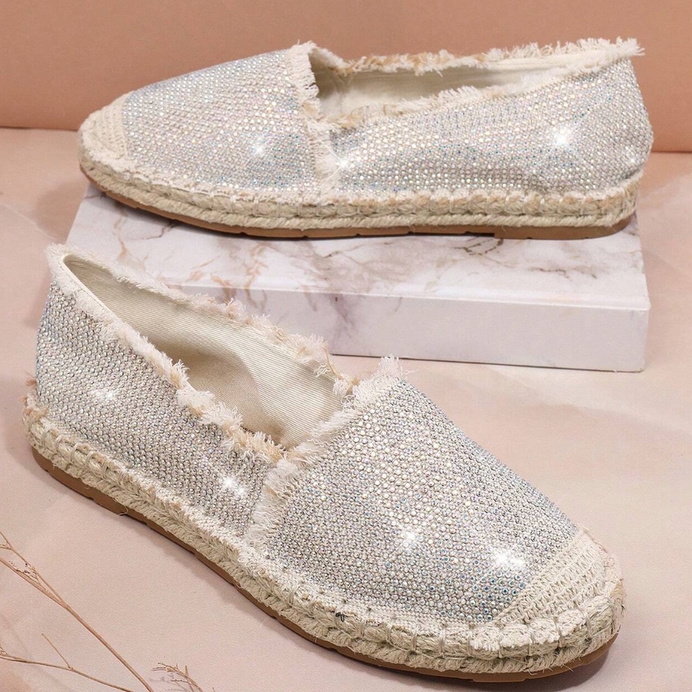 🆕 Linen and Rhinestones Espadrilles Flats